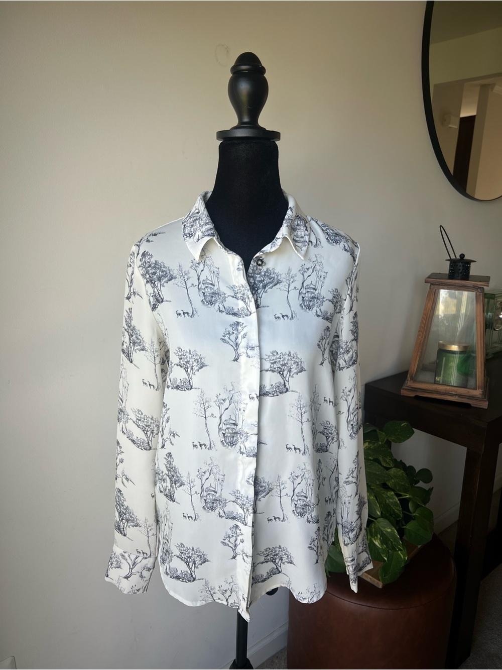 H&M White Blouse with Black Scenic Toile Print